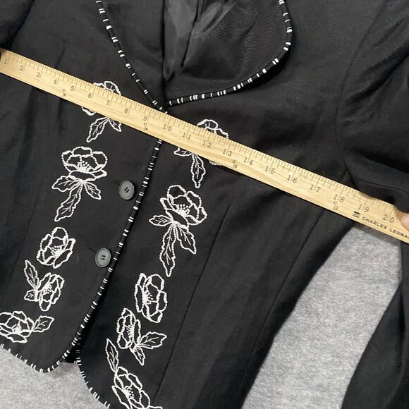 Vintage‎ Mary McFadden Linen Blend Blazer Womens Sz 4P Black Embroidered Lined - Picture 6 of 7